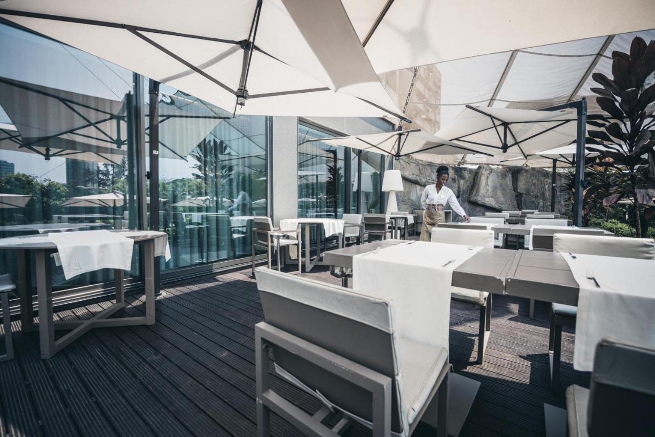Hotel Tropico Luanda Eksteriør billede