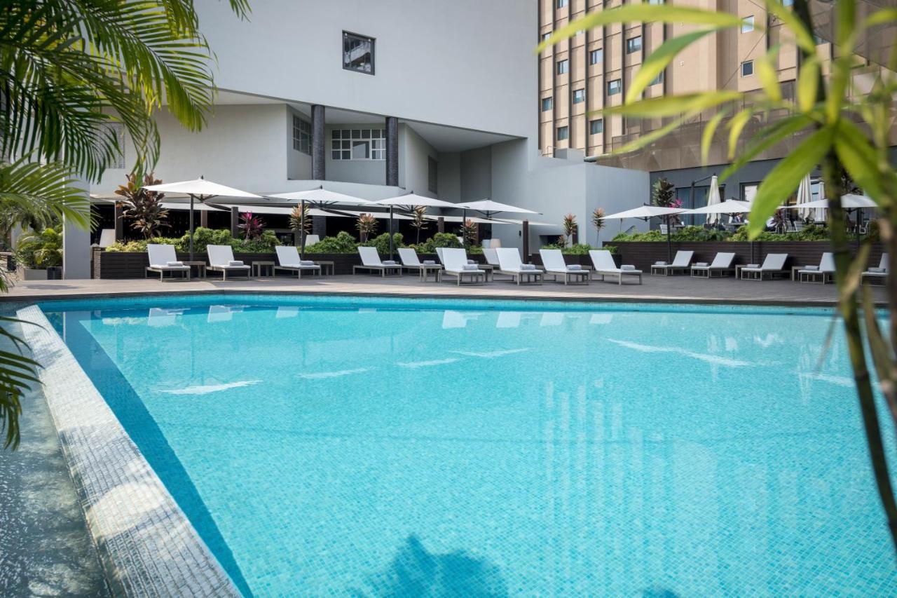 Hotel Tropico Luanda Eksteriør billede